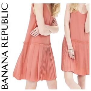 Banana Republic Peach Retro Pleated Drop Waist Dress Size 10